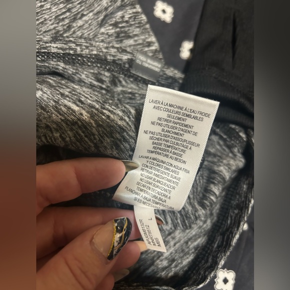 Marc New York Performance high neck sweater w/ pockets& thumb holes -size L - Picture 14 of 14